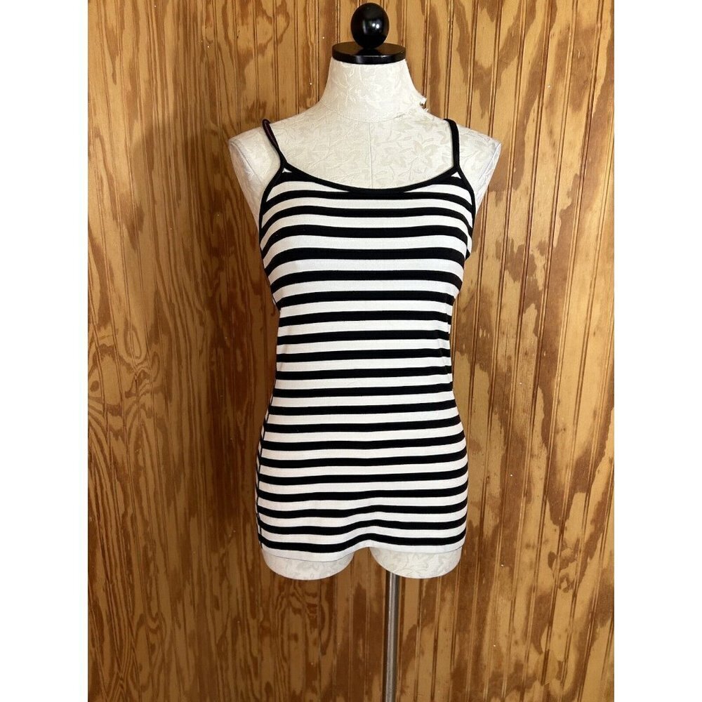 LULULEMON Size 6 Striped Black & White Strappy Back Sleeveless Tank Built in Bra